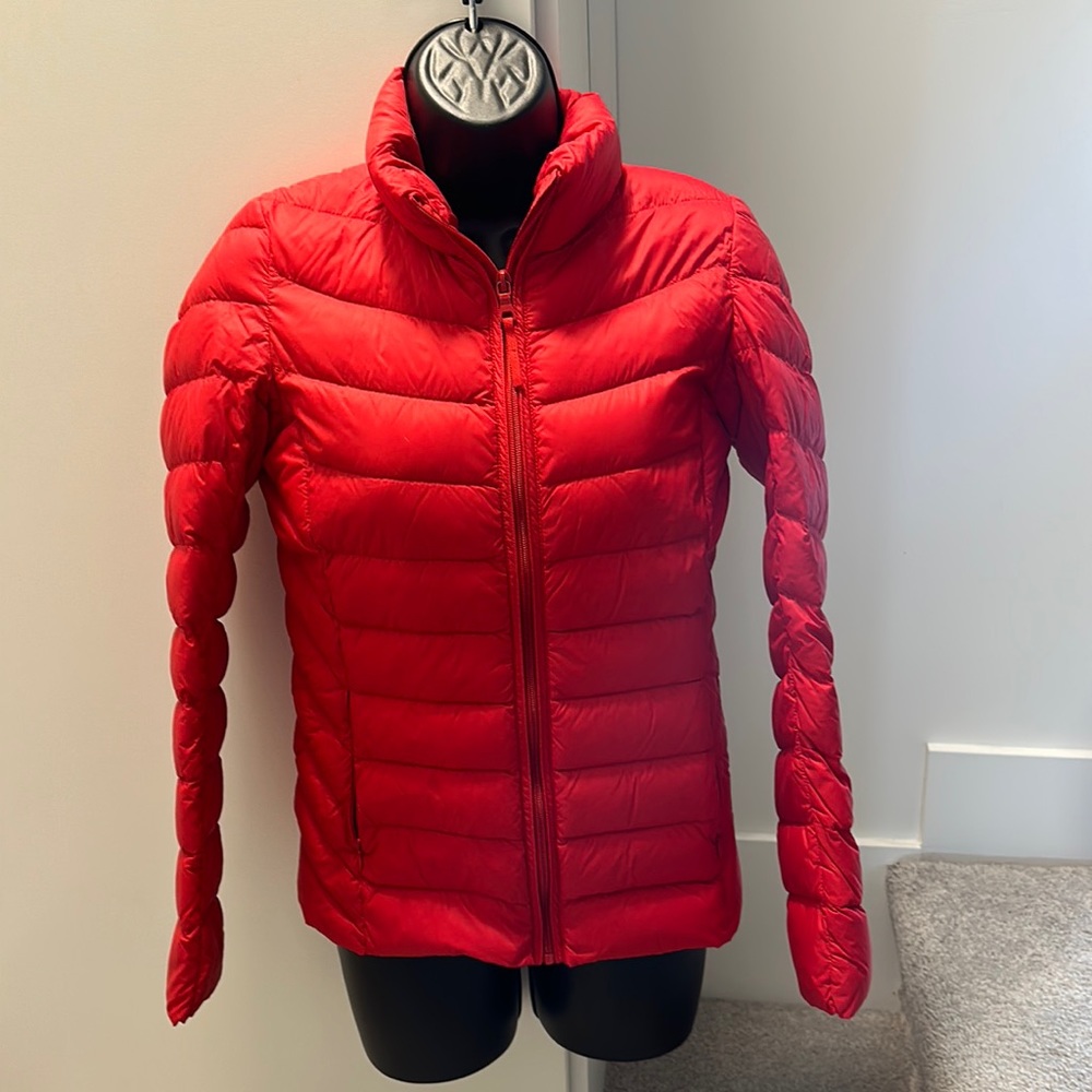 Woman’s Lightweight Down Jacket